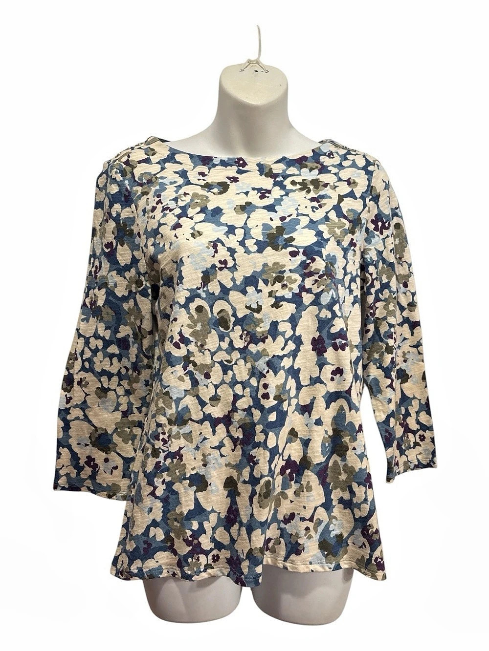 Chico's Wild Clover Floral Cotton top Blue & Cream Size small or Chicos 0. New